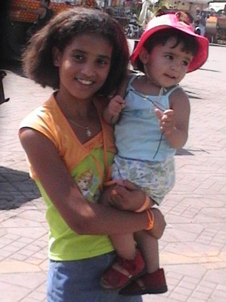 c moi et la ptite de ma tante elle tres mignon ma belle zannouba